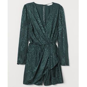 NWT‼️ H&M Romper